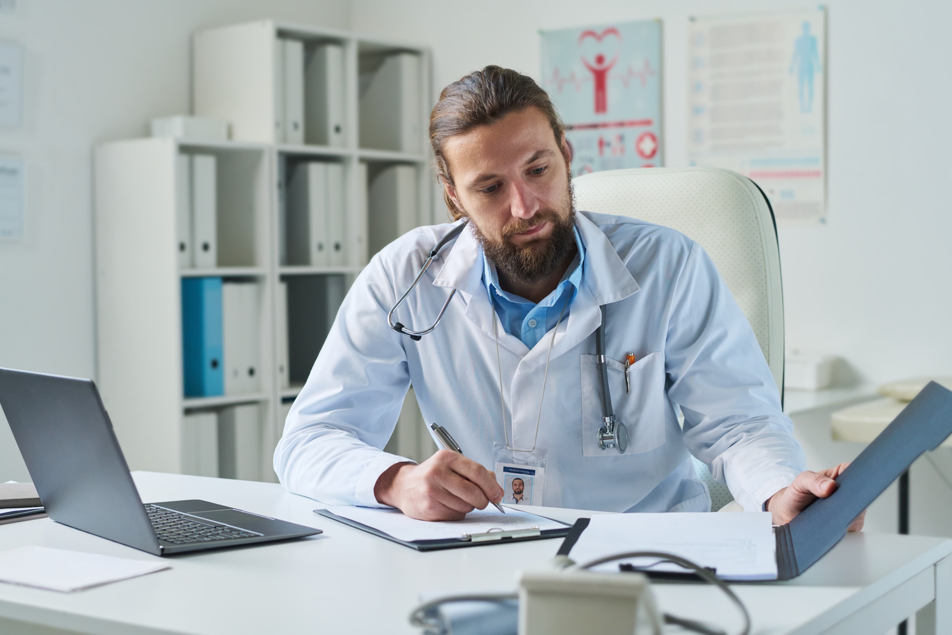 Doctor using AI-powered documentation tool